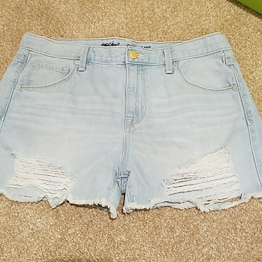Distressed shorts